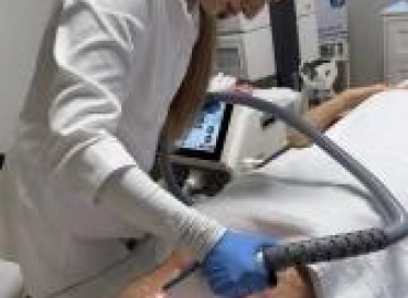 Plaukelių šalinimas diodiniu lazeriu
